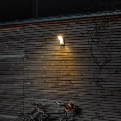 Væglampe Med Sensor|Udendørs Spot ^ LEDVANCE Endura Pro Spot sensor LED-spot 16W hvidt