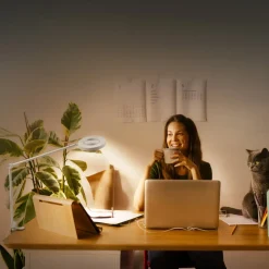 LEDVANCE SMART+ Arbejdsrum/Kontor > LEDVANCE SUN@Home Panan Desk Disc, klemme, hvid