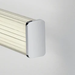 Helestra Væg- Og Spejllamper > LED-væglampe til badeværelset Alla IP44 60 cm krom