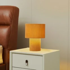 Lindby Pendellamper|Bordlamper > bordlampe Jone, lysebrun, tekstil, 30 cm høj, E27