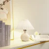 Bordlamper ^ Lindby bordlampe Kerimi, keramik, cremefarvet