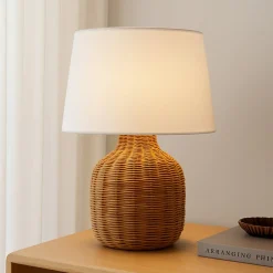 Lindby Bordlamper > bordlampe Lirenda, højde 52 cm, rattan, natur/hvid