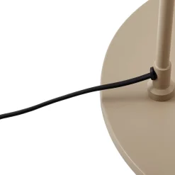 Lindby Gulvlamper|Gulvlamper > buelampe Triangolo, beige, højde 195 cm, metal, E27