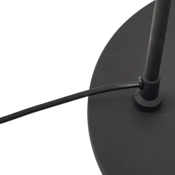 Gulvlamper|Gulvlamper ^ Lindby buelampe Triangolo, sort, højde 195 cm, metal E27