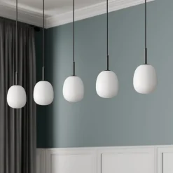 Lindby Pendellamper|Pendellamper > Etiena pendellampe, 5 lyskilder, opal glas