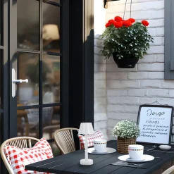 Lindby Dekorationsbelysning|Terrassebelysning > genopladelig LED-lampe Gaja, hvid, USB, IP44, RGBW, dæmpbar
