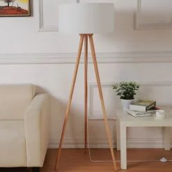 Lindby Gang|Pendellamper > gulvlampe Charlia, hvid, træ, højde 150 cm