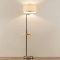 Gang|Pendellamper ^ Lindby gulvlampe Zinia, nikkelfarvet, hylde, USB-tilslutning