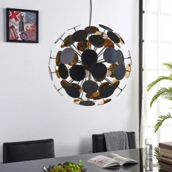 Lindby Pendellamper > hængelampe Kinan, Ø 54 cm, sort, guld, metal