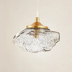 Pendellamper ^ Lindby hængelampe Piatra, røg/messing, glas, Ø 16 cm, G9