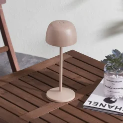 Lindby Dekorationsbelysning|Terrassebelysning > LED-bordlampe Arietty, beige, dæmpbar, IP65