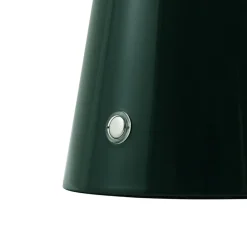 Lindby Pendellamper|Bordlamper > LED genopladelig bordlampe Nevijo, grøn, Ø20 cm, USB, dæmper