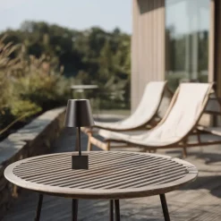 Lindby Dekorationsbelysning|Terrassebelysning > LED genopladelig bordlampe Janea CUBE, sort, metal