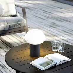 Lindby Dekorationsbelysning|Terrassebelysning > LED genopladelig bordlampe Zelie, sort, aluminium, IP44