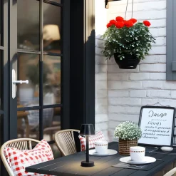 Lindby Dekorationsbelysning|Terrassebelysning > LED genopladelig lampe Gaja, sort, USB, IP44, RGBW, dæmpbar.