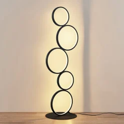 Lindby Gulvlamper > LED-gulvlampe Jacek, sort, metal, 110 cm, ringe
