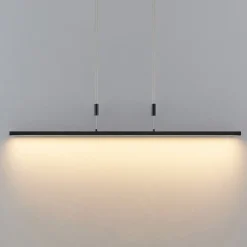 Lindby Arbejdsrum/Kontor|Pendellamper > LED-hængelampe Arneja, sort, CCT, højdejusterbar
