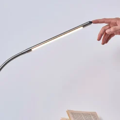 Lindby Arbejdsrum/Kontor|Bordlamper > LED-klemmelampe Lionard, 53 cm, mat nikkel, metal