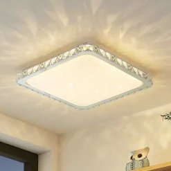 Lindby Loftlamper > LED-loftlampe Lorand, krystaller, CCT, fjernbetjening