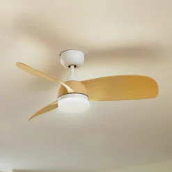 Lindby Loftventilatorer > LED-loftventilator Enon, hvid/træfarvet, DC, støjsvag