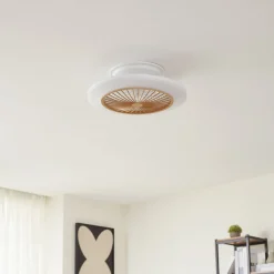 Loftventilatorer ^ Lindby LED-loftventilator Mamuti, træfarvet, støjsvag, 55 cm