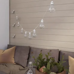 Dekorationsbelysning|Solcellelamper ^ Lindby LED-lyskæde Lampini, 200 cm, sort, IP44