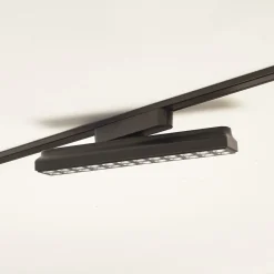 Lindby Skinnesystem > LED-strip 48 V Lumaro, sort, 24 punkter, dæmpbar