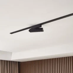 Lindby Skinnesystem > LED-strip 48 V Lumaro, sort, 12 punkter, dæmpbar