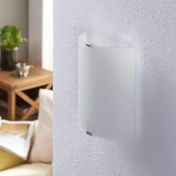 Lindby Gang|Pendellamper > LED-væglampe Helmi, højde 21 cm, glas, halvcirkelformet