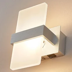 Lindby Gang|Pendellamper > LED-væglampe Yorick, 18 cm, aluminium/hvid med afbryder