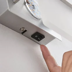 Lindby Gang|Pendellamper > LED-væglampe Yorick, 18 cm, aluminium/hvid med afbryder
