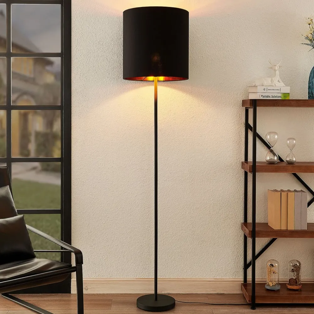 Lindby Gang|Pendellamper > Nymar gulvlampe, tekstil, sort-guld