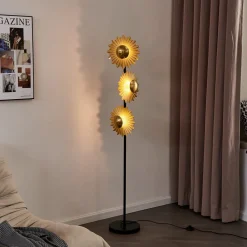 Lindby Gulvlamper|Gulvlamper > Senmia gulvlampe i guld, 3 lyskilder