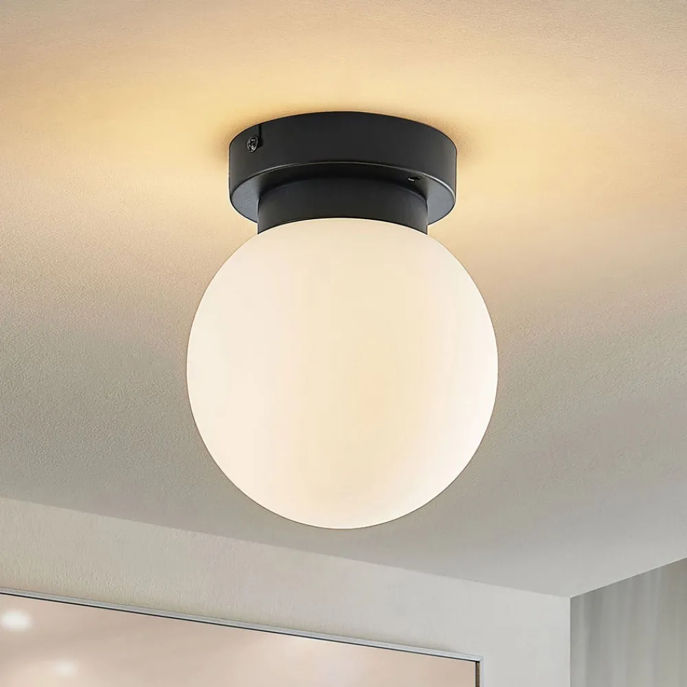 Lindby Loftlamper > Tavino loftslampe, sfærisk skærm, sort