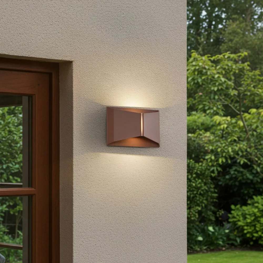 Lindby Terrassebelysning|Væglamper > udendørs LED-væglampe Anlira, brun, op og ned, IP65