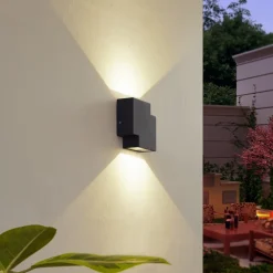 Lindby Terrassebelysning|Væglamper > udendørs LED-væglampe Fendir, sort, aluminium, 10,5 cm