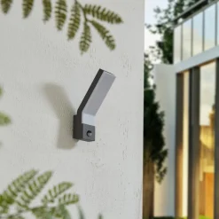 Lindby Væglampe Med Sensor|Terrassebelysning > udendørs LED-væglampe Korvik, 26 cm, antracit, sensor