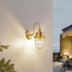 Terrassebelysning|Væglamper ^ Lindby udendørs væglampe Adalie, messingfarvet, stål
