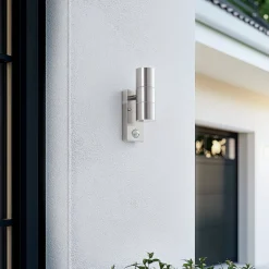 Lindby Væglampe Med Sensor|Terrassebelysning > udendørs væglampe Eyrin, højde 22 cm, stål, sensor
