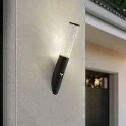 Lindby Væglampe Med Sensor|Terrassebelysning > udendørs væglampe Gavros, sort, aluminium, sensor