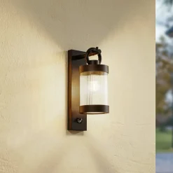 Lindby Væglampe Med Sensor|Terrassebelysning > udendørs væglampe Yrene, 20cm, sort, sensor, riffel