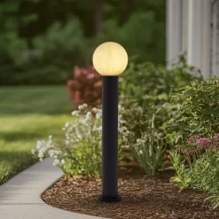 Terrassebelysning|Gadebelysning ^ Lindby vejlampe Dangan, hvid, højde 90 cm, glas, metal