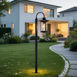 Lindby Terrassebelysning|Gadebelysning > vejlampe Zayn, sort, glas, højde 109 cm, IP65