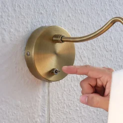 Lindby Væglamper|Væglamper > væglampe Ethan, hvid/gammel messing, stik, 28 cm, E14