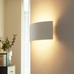 Lindby Gang|Pendellamper > væglampe Naike, hvid, gips, højde 15 cm