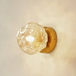 Lindby Væglamper > væglampe Piatra, rav/messing, glas, Ø 16 cm, G9