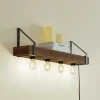 Væglamper ^ Lindby væglampe Vatana, træ, stik, USB-port, 80 cm