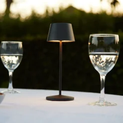 LOOM DESIGN Dekorationsbelysning|Terrassebelysning > LED genopladelig bordlampe Modi Micro, IP65, sort