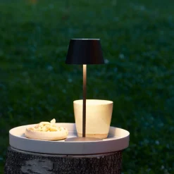 LOOM DESIGN Dekorationsbelysning|Terrassebelysning > LED genopladelig bordlampe Modi Micro, IP65, sort