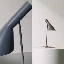 Louis Poulsen Gulvlamper > AJ design-gulvlampe blågrå